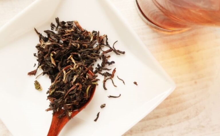 「世界三大銘茶」ってどんな紅茶？ダージリン・ウバ・キームンの魅力に迫る！ - RY'S cafe bar【アールワイズカフェバー】