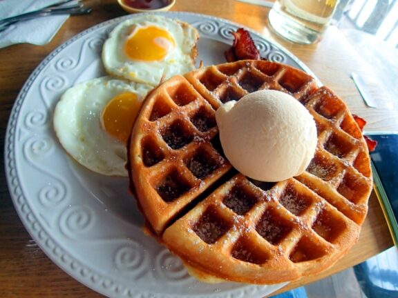 札幌の絶品ワッフルランチプレート6選＆おうちでも簡単に作れるレシピも紹介！